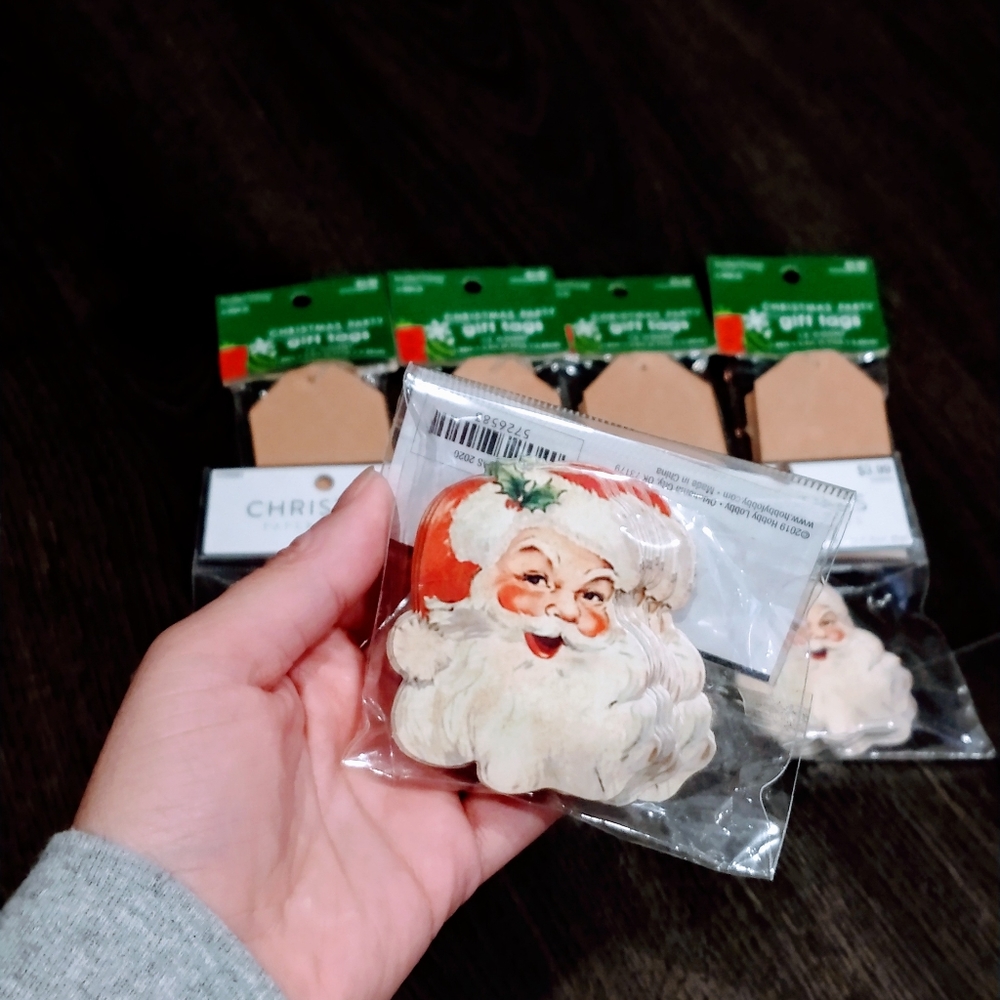 NEW CHRISTMAS PAPER CRAFT SANTA GIFT TAG DIY